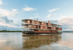 Manatee Amazon Explorer (Anakonda Amazon Cruises)